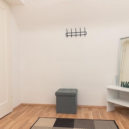 Milky Way Top Floor 2-Bedroom Apartment Air Condition Viena Exterior foto